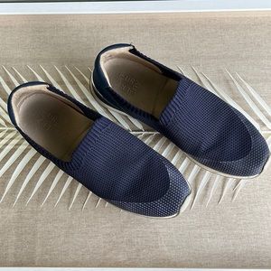 NATURALIZER Blue Slip-Ons